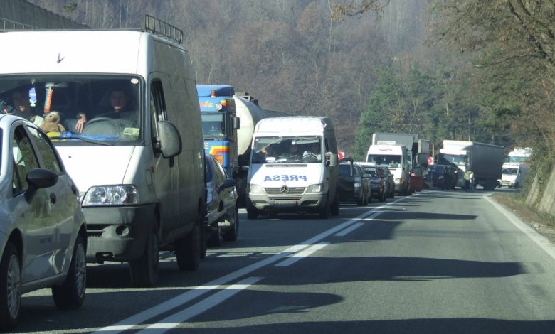 Traficul pe A1, restricționat 5 | MyTex.ro