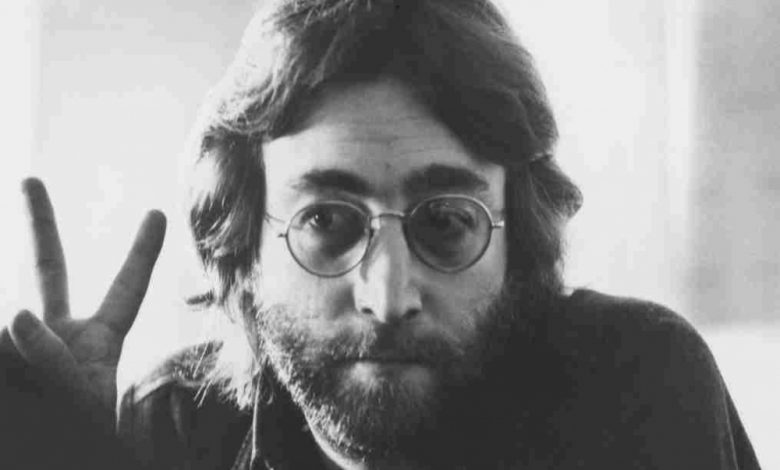 Bilet scris de John Lennon în ziua morții, licitat 5 | MyTex.ro