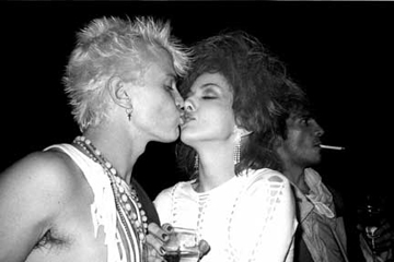 Billy Idol își scrie memoriile 5 | MyTex.ro