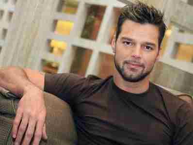 Ricky Martin își lansează mâine primul single de pe noul album 5 | MyTex.ro