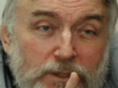 O grefieră pretinde că e fiica poetului Păunescu 5 | MyTex.ro