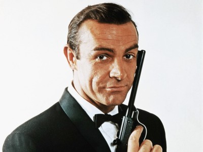 Pistolul lui James Bond a fost vândut 5 | MyTex.ro