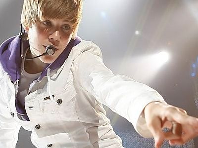 Justin Bieber vrea să ajute orfanii din România 5 | MyTex.ro