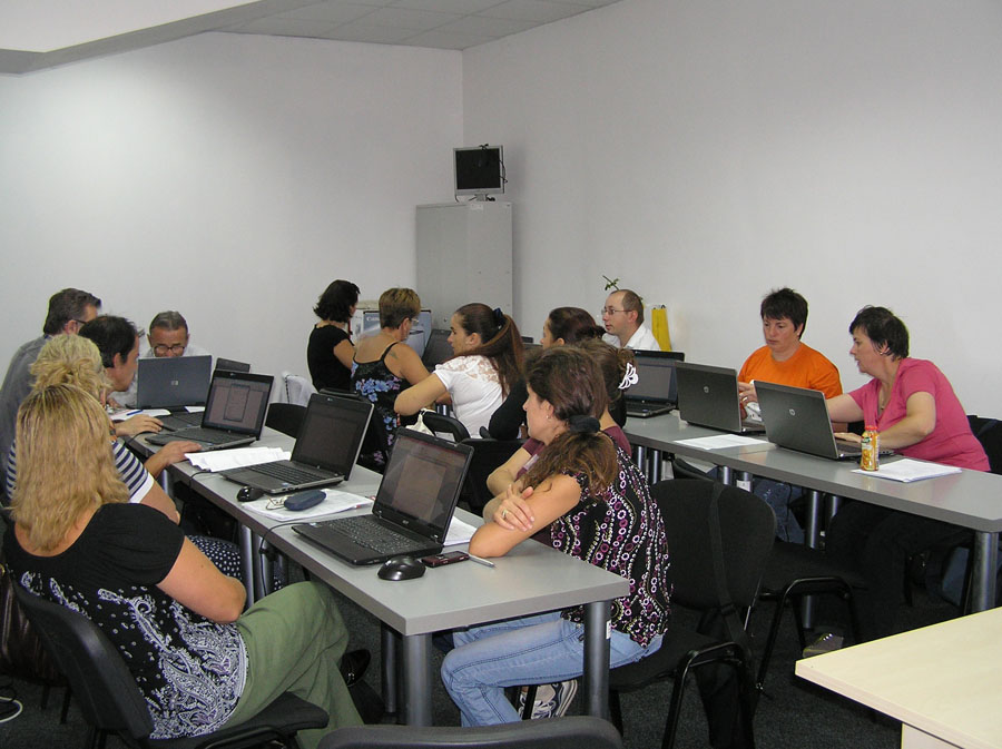 MAESTRA 15 article_299096_2.jpg