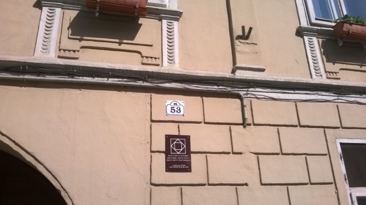 Castel 53_185859.jpg