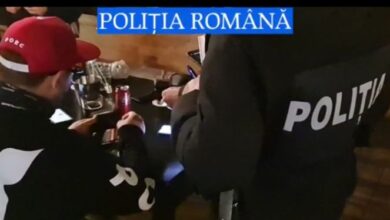Prinși în flagrant după ce au furat | MyTex.ro