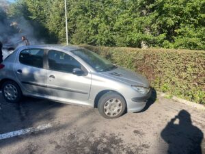 Autovehicule afectate de incendiu pe str. Cernei din Brașov | MyTex.ro