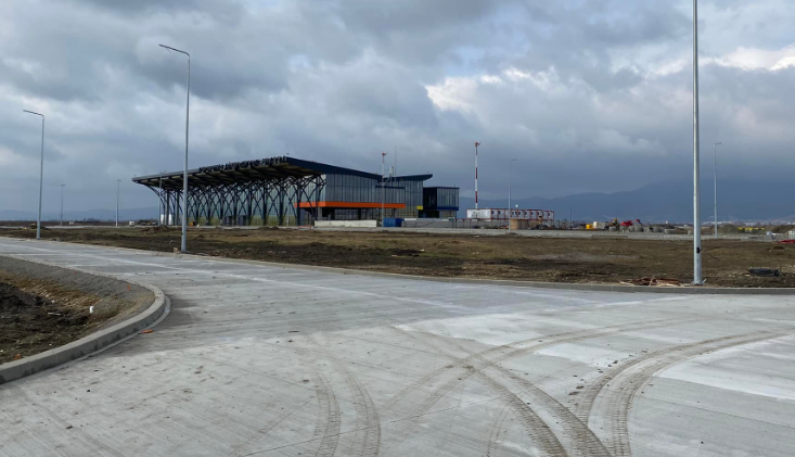 AEROPORTUL BRAȘOV. Adrian Veștea, comparație cu AEROPORTUL BERLIN - BRANDENBURG! 3 | MyTex.ro