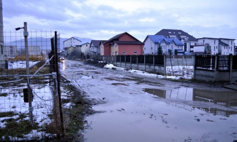 BRAŞOV. Stradă din „noul Tractorul”, cumpărată de o persoană fizică. Primăria nu o poate face practicabilă deocamdată 5 | MyTex.ro