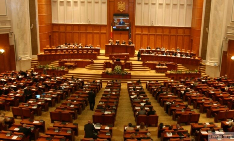 Azi se votează pensiile de lux pentru parlamentari! 5 | MyTex.ro