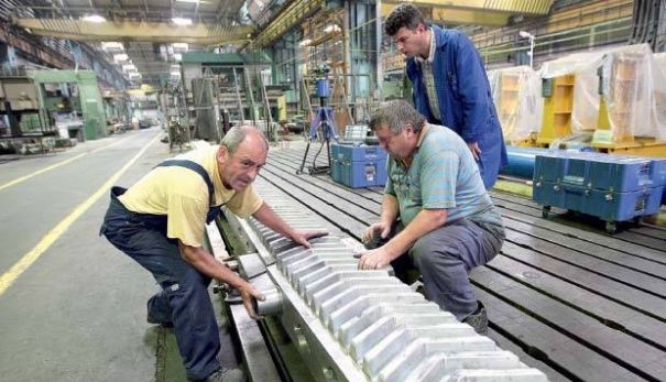 Prețurile producției industriale au scăzut uşor în luna aprilie 5 | MyTex.ro