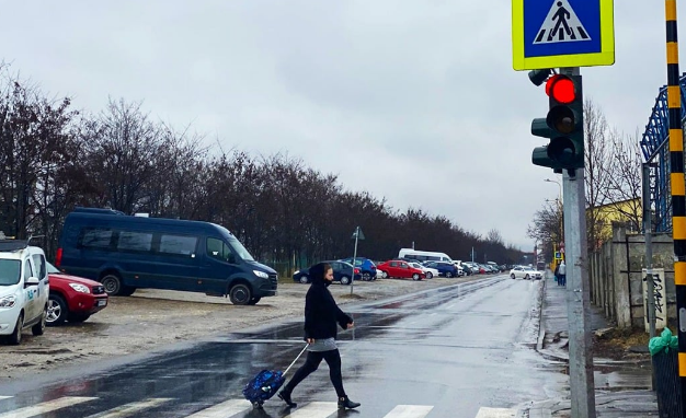 BRAȘOV. Încă un semafor pietonal pus în funcțiune! Unde?... 3 | MyTex.ro