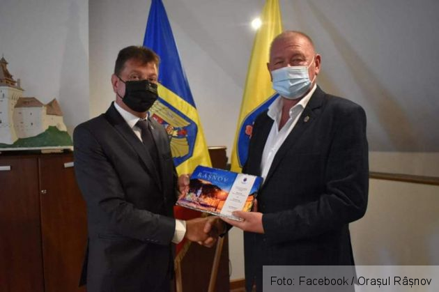Primarul orașului ucrainean înfrățit cu Râșnovul (BRAȘOV) a fost ucis în timp ce acorda ajutoare umanitare... 5 | MyTex.ro