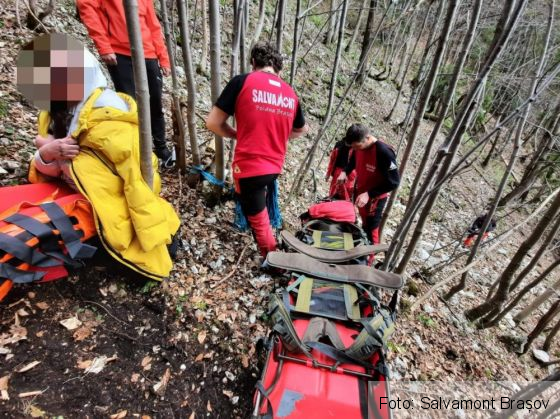 Salvamont BRAȘOV, intervenție dificilă, de 4 ore, în cazul unei persoane care și-a perforat o gambă (Galerie FOTO) 13 | MyTex.ro