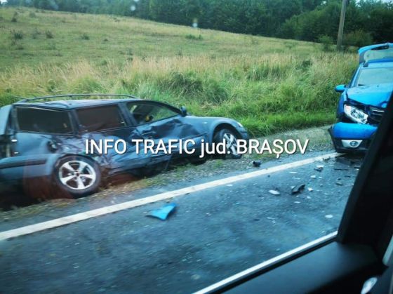 BRAȘOV. ULTIMA ORĂ. Accident soldat cu două victime, pe DN 1 / Update: Altă coliziune pe DN 1, anunțată de un inspector ISU (Galerie FOTO) 13 | MyTex.ro