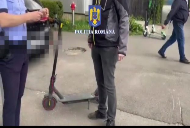 BRAȘOV. Pietoni loviți grav de o trotinetă electrică / Făptașul a părăsit locul accidentului 5 | MyTex.ro