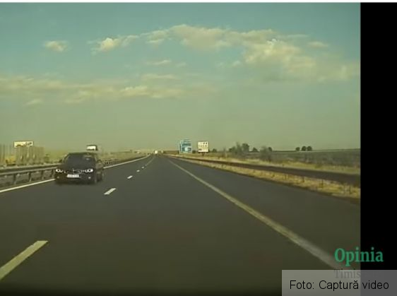 Șoferiță filmată în timp ce se deplasa pe contrasens, pe autostradă! (VIDEO) 5 | MyTex.ro
