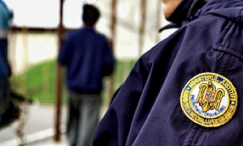 Ofițerii DGA BRAȘOV, „descindere" la Penitenciarul Codlea 5 | MyTex.ro