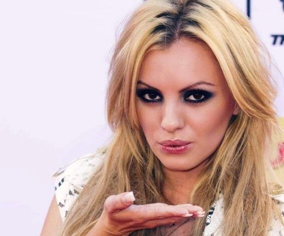 Alexandra Stan a ajuns de urgenţă la spital 5 | MyTex.ro