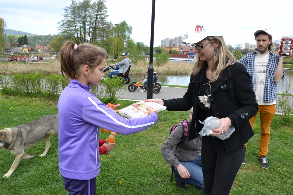 BRAȘOV. Aniversare la iarbă verde cu TexFm. GALERIE FOTO 29 article_434948_5.jpg