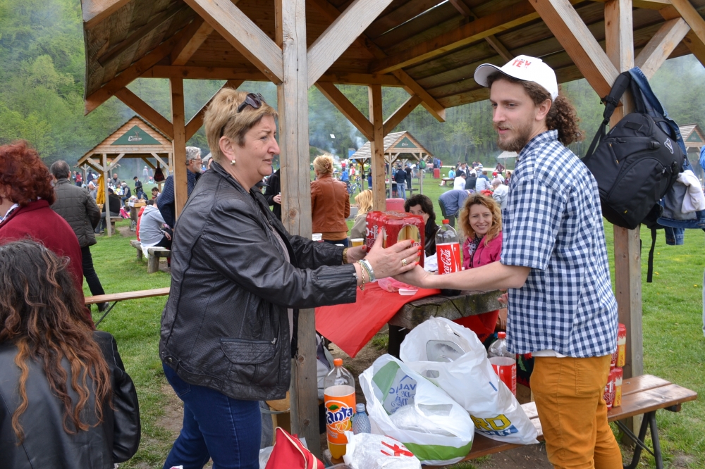 BRAȘOV. Aniversare la iarbă verde cu TexFm. GALERIE FOTO 28 article_434948_6.jpg