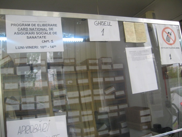 BRAȘOV. Cozi și nervi, „tratamentul” oferit de cardul de sănătate 14 article_435080_3.jpg