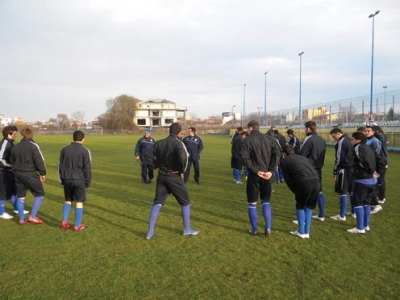 Antrenor DEMIS de primar!!! Edilul s-a apucat să pregătească echipa 5 | MyTex.ro