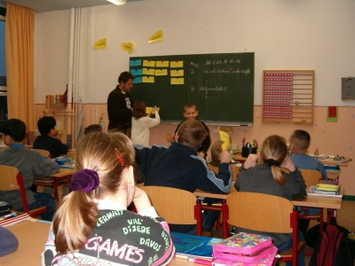 Absenţa de la orele școlare va fi amendată 5 | MyTex.ro