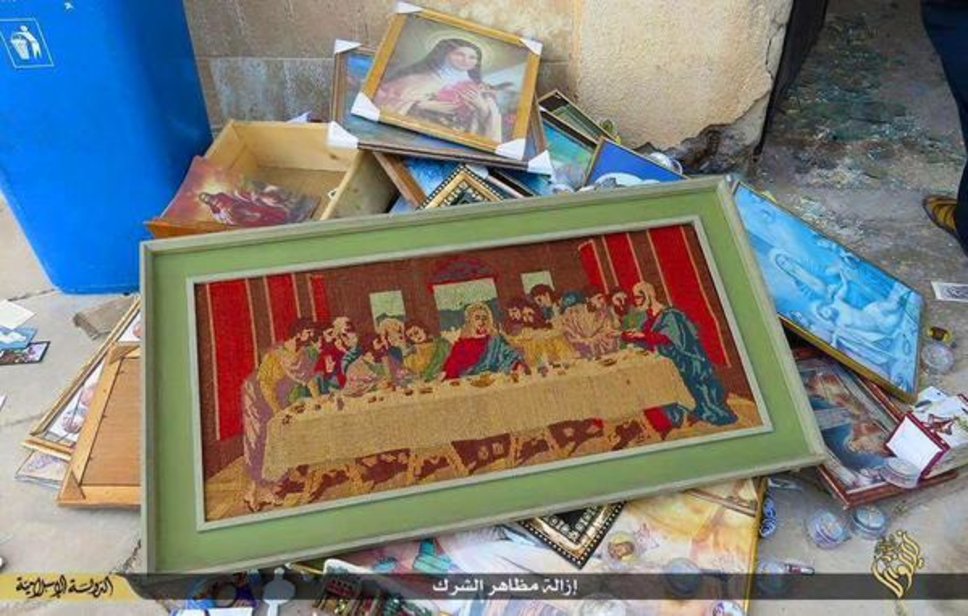 FOTO-ȘOC. În Mosul, jihadiștii distrug... 29 article_436562_11.jpg