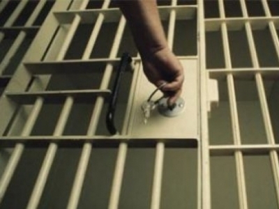 Un MILIARDAR riscă 4 ani de închisoare 5 | MyTex.ro