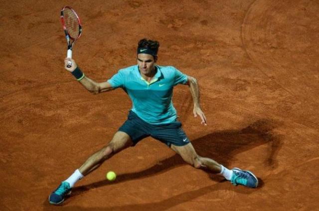 Roger Federer avansează în semifinale 5 | MyTex.ro