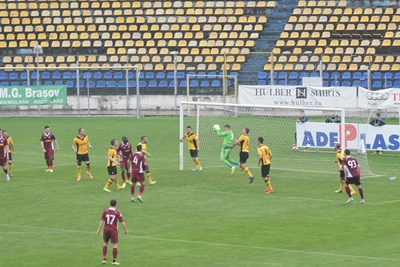 BRAȘOV. FC Brașov - Steaua, LIVETEXT, 18.30. Echipele probabile 5 | MyTex.ro