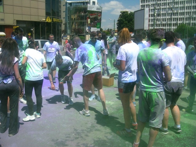 BRAȘOV. Distracție maximă la „Crosul colorat” - galerie foto 45 article_436750_12.jpg