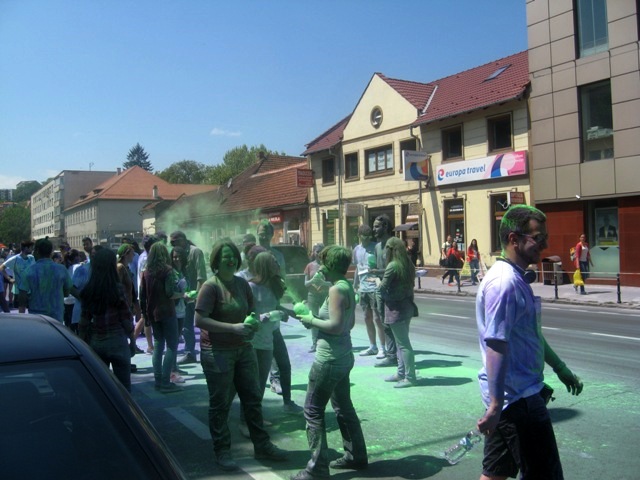 BRAȘOV. Distracție maximă la „Crosul colorat” - galerie foto 50 article_436750_17.jpg