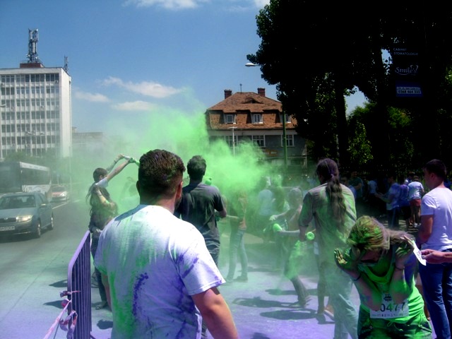 BRAȘOV. Distracție maximă la „Crosul colorat” - galerie foto 61 article_436750_8.jpg