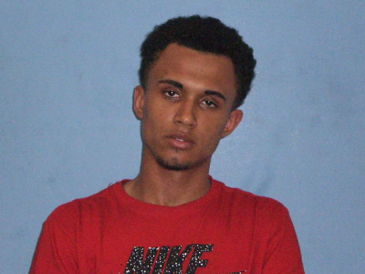 GHINION. Un fugar a fost prins de poliţiști pentru că își căuta pălăria 5 | MyTex.ro