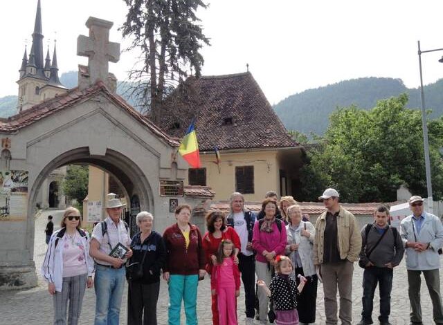 BRAȘOV. Plimbare pe la troiţele din Șchei 7 | MyTex.ro