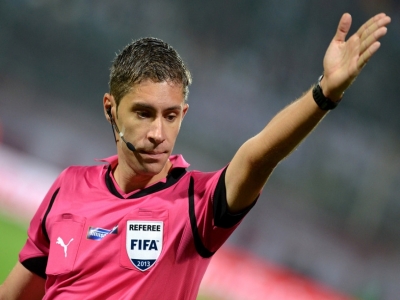 BRAȘOV. Radu Petrescu arbitrează Viitorul - FC Brașov 5 | MyTex.ro