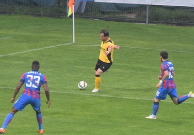 FC BRAȘOV. O Țâră de speranţă. Victoria cu Viitorul îi ţine în viaţă pe „stegari” 5 | MyTex.ro