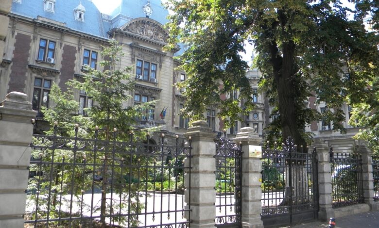 Activitate blocată la Direcția pentru Agricultură Județeană Brașov 5 | MyTex.ro