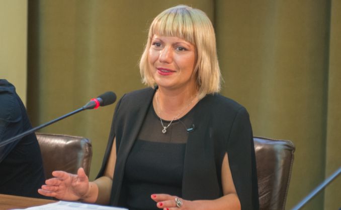Președintele Klaus Iohannis a semnat decretul privind excluderea din magistratură a judecătoarei Camelia Bogdan 5 | MyTex.ro