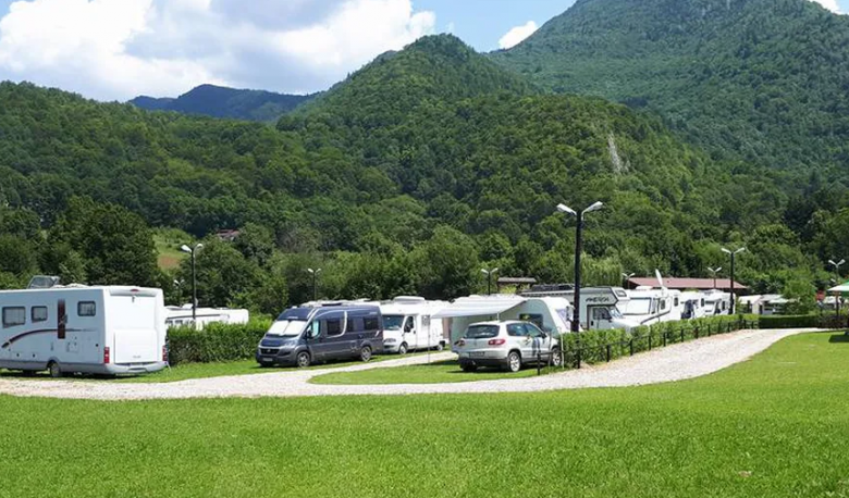 BRAȘOV. Un camping din județul nostru, cel mai popular din Europa 5 | MyTex.ro