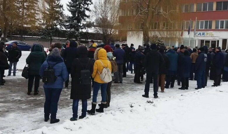 BRAȘOV. UPDATE. Grevă la Carfil! Angajații sunt disperați... / Promisiunle guvernanților 5 | MyTex.ro