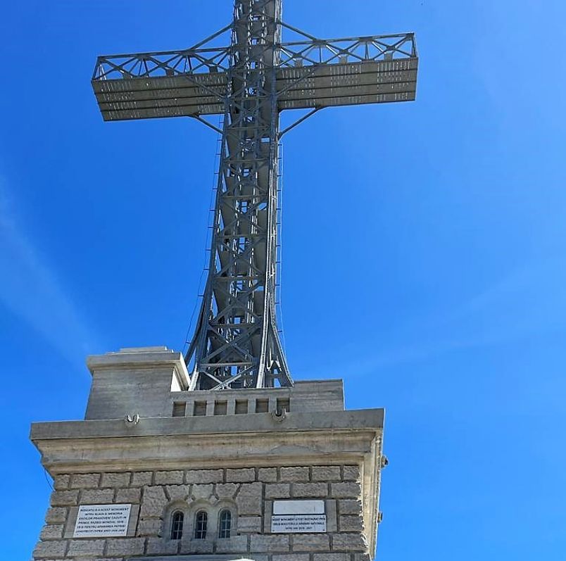 ceremonie-Cruce-Caraiman (5)_300440.jpeg
