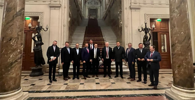Ce a făcut primarul Coliban la Paris 1 Allen Coliban Paris