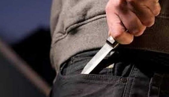 BRAȘOVEAN reținut în județul Vaslui, după ce a făcut scandal cu un CUȚIT, rănind o persoană 5 | MyTex.ro