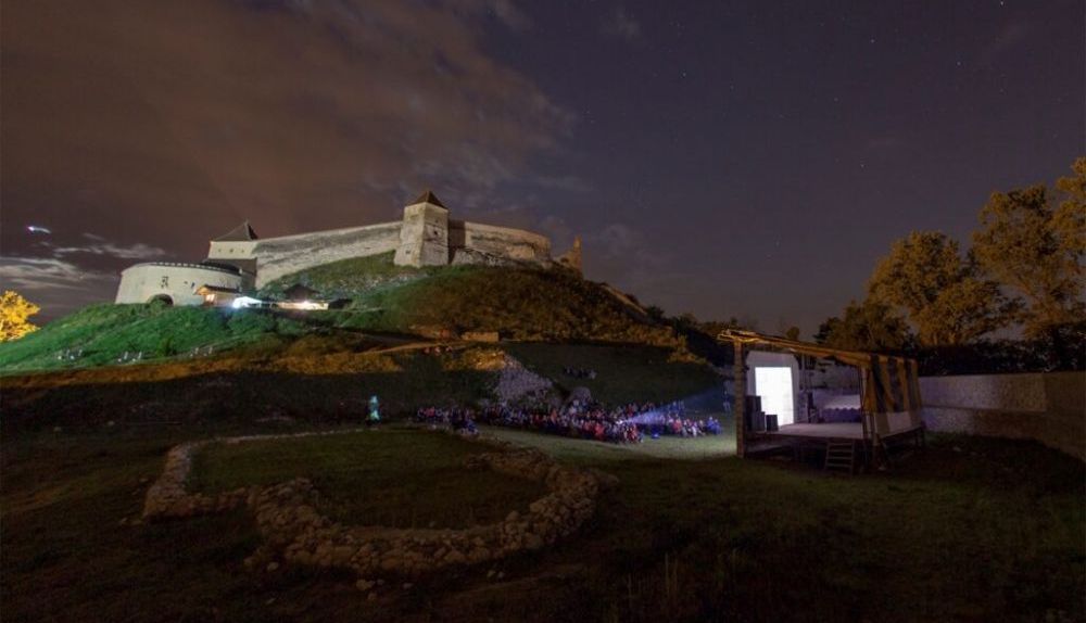 festivalul-de-film-istoric-.jpg