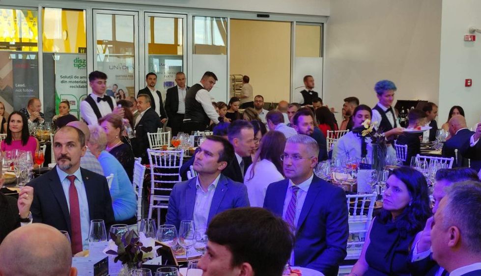 gala1_2.jpg