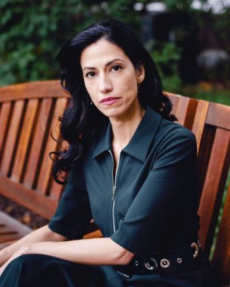 huma-abedin-ss-2_298556.jpg