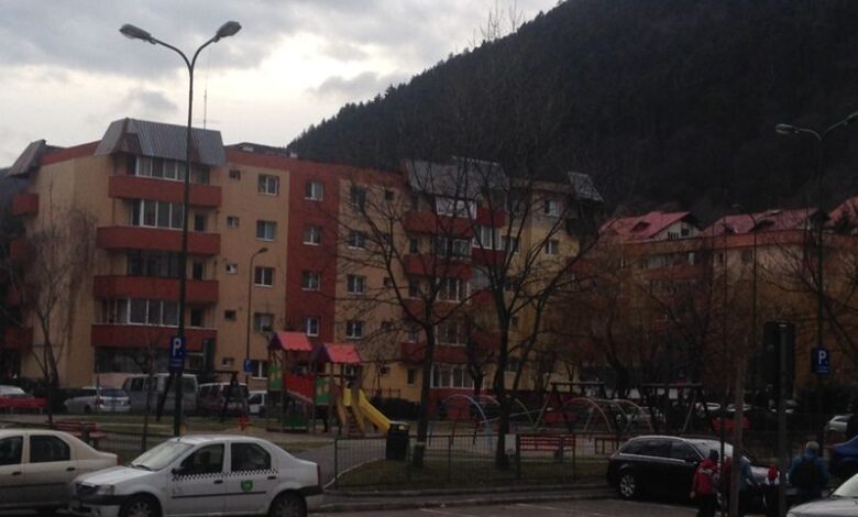 BRAȘOV. Începe autorecenzarea, care aduce o zi liberă. Lista centrelor de asistență 5 | MyTex.ro